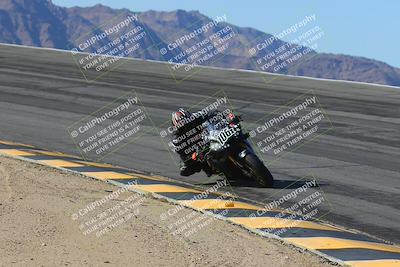media/Mar-21-2025-CVMA Friday Practice (Fri) [[30cd4fe323]]/2-Racer 1/Session 2 (Bowl)/